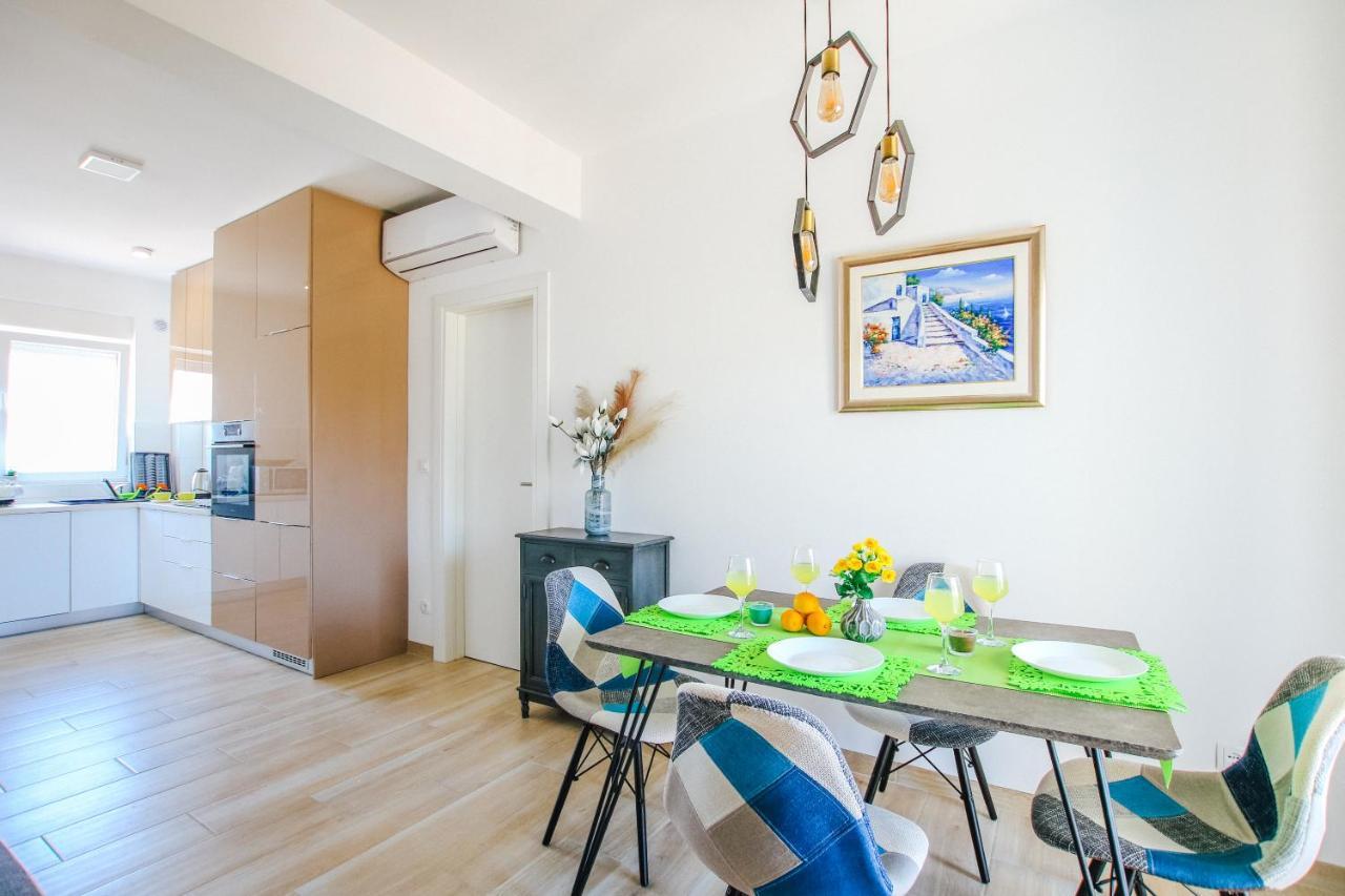 Apartman Gaby Trogir Extérieur photo