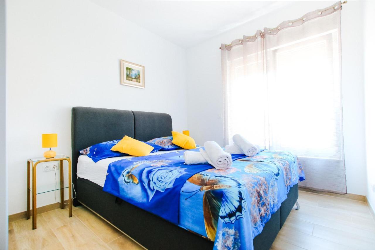 Apartman Gaby Trogir Extérieur photo